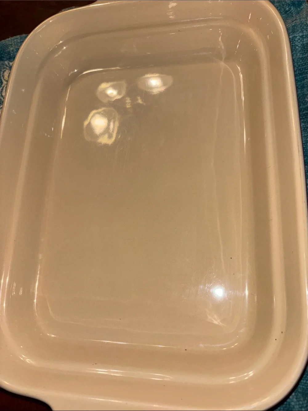 Le Creuset Cream Rectangular Stoneware Casserole dish